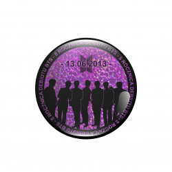 Przypinka holograficzna - BTS 8 Rocznica Debiutu