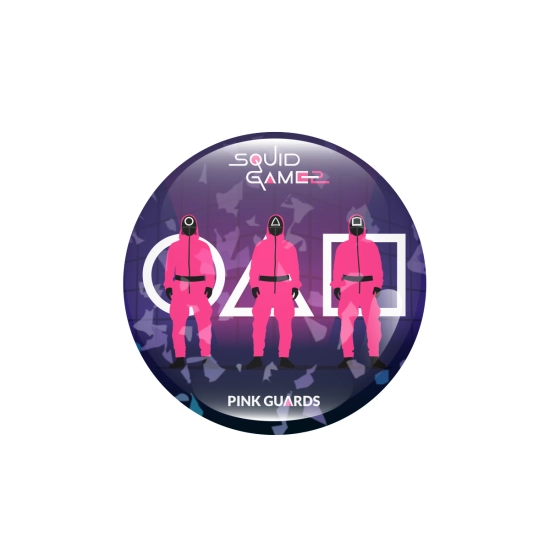 Holograficzna przypinka Squid Game 2 - Pink Guards