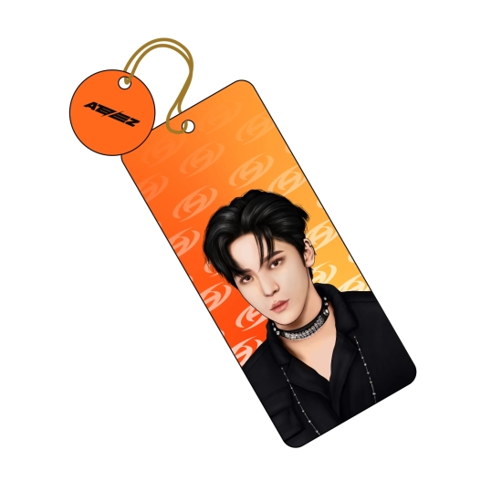 Zakładka do książki ATEEZ THE WORLD : MOVEMENT - Yunho